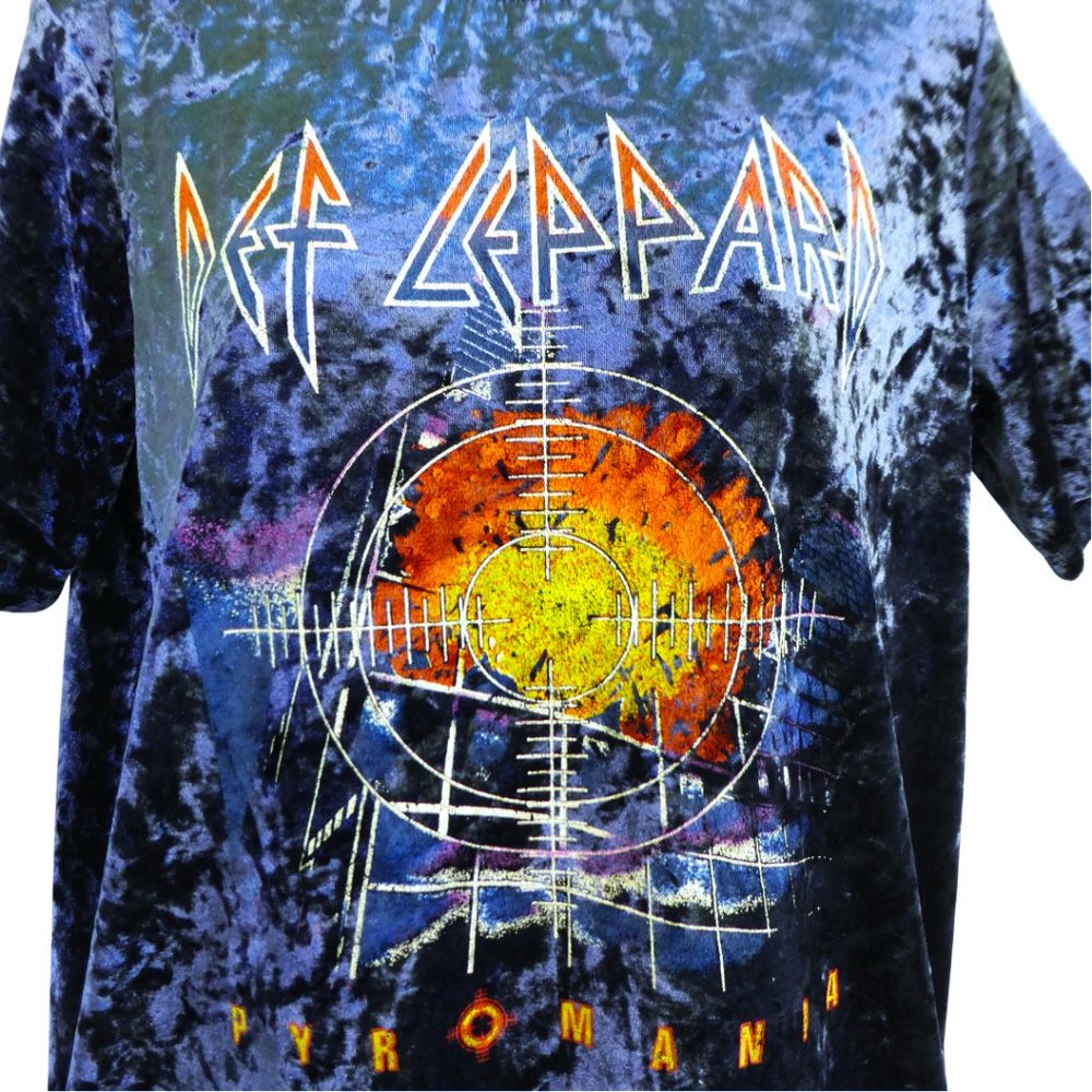 Def Leppard Pyromania Band Tee T Shirt Crushed Velvet Crew Short Sleeve